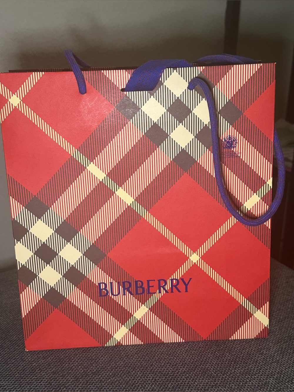 Limited Edition Burberry Red Plaid Holiday Shopping Gift Bag Blue Handles